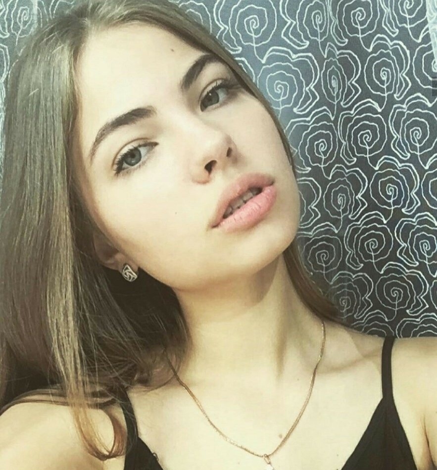 Кристина привлекальеная девушка из Зимы цена от 3500 руб