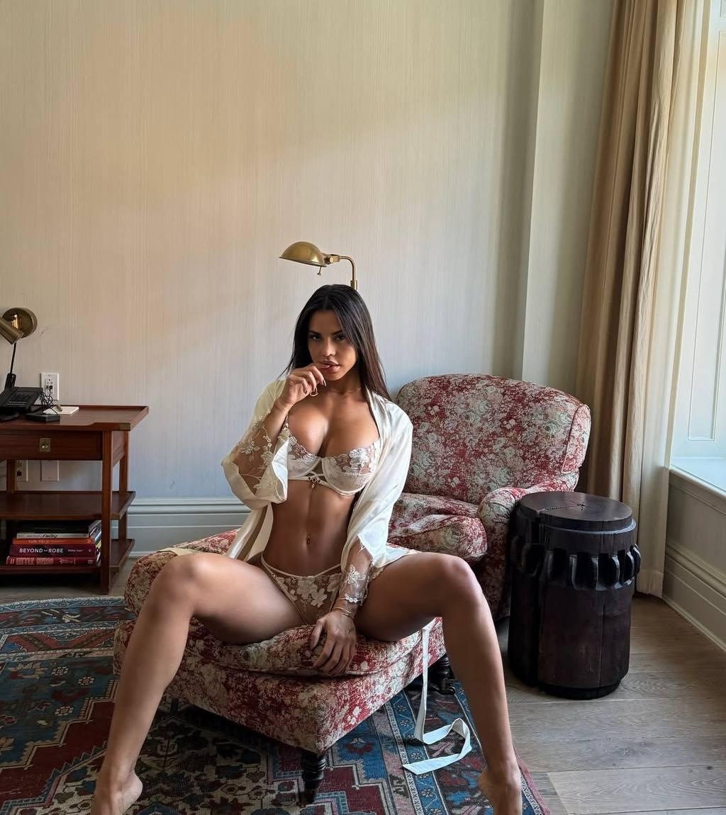 Татьяна привлекальеная девушка из Зимы цена от 7000 руб