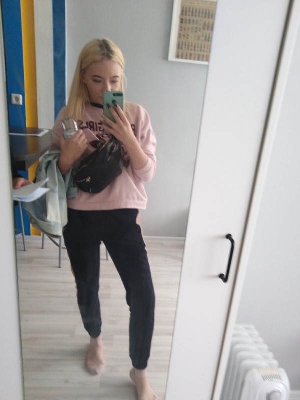 Рита привлекательная девушка из Зимы цена от 3000 руб