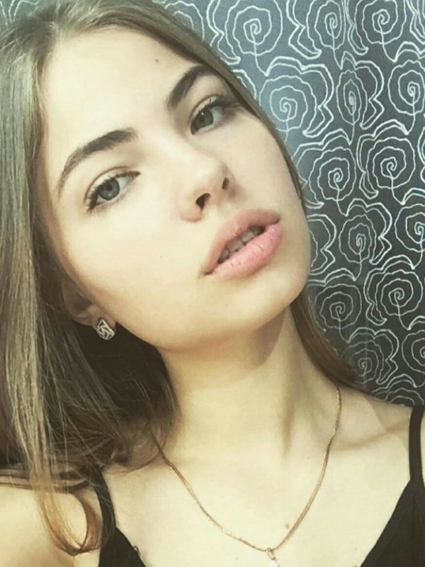 Кристина привлекательная девушка из Зимы цена от 3500 руб